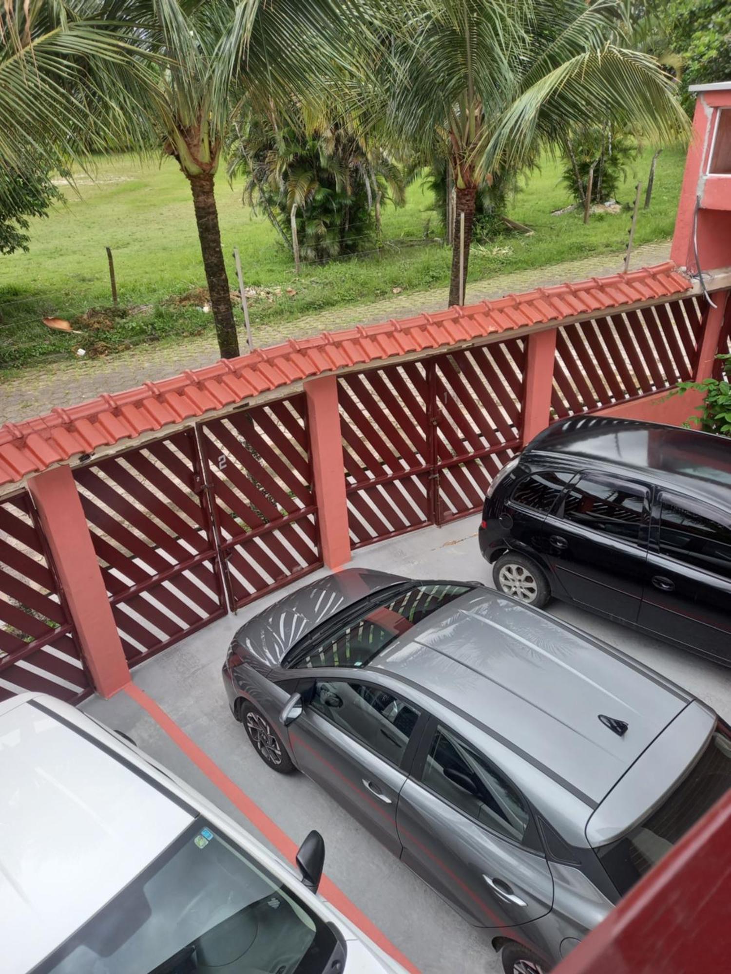 Maranata Casais Suítes - 2 minutos de carro até o mar Peruíbe Exterior foto